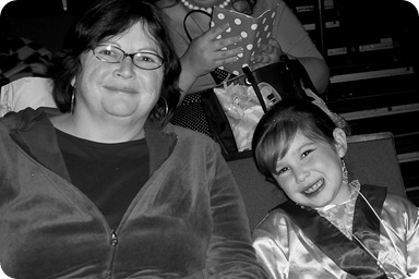 0001 iris grandma - WEB ONLY