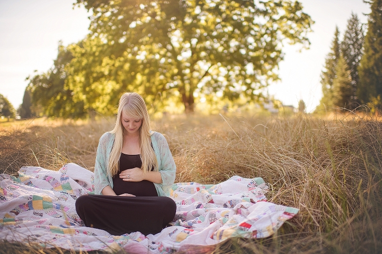 Ridgefield WA maternity photos.jpg