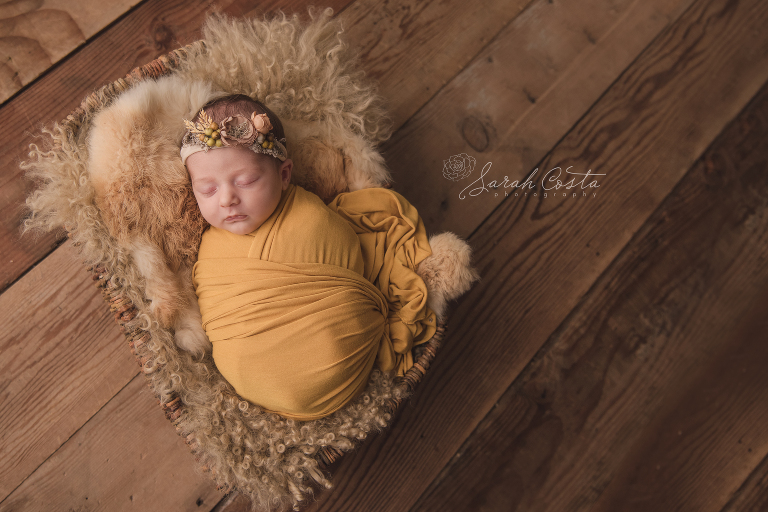 professional baby photographer.jpg